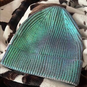 Zara Accessories Knit Beanie with iridescent Blue Green purple shine -grey NEW